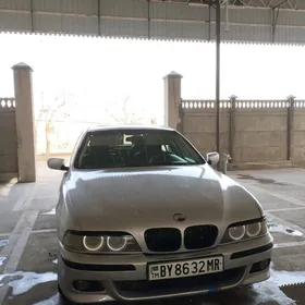 BMW E39 2002
