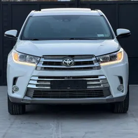 Toyota Highlander 2017