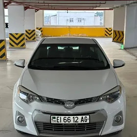 Toyota Corolla 2015