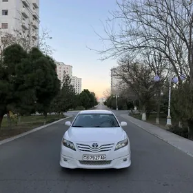 Toyota Camry 2011