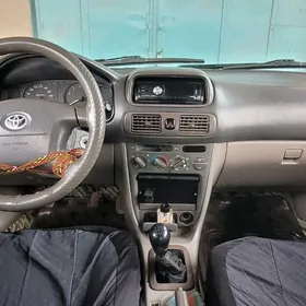Toyota Corolla 2000