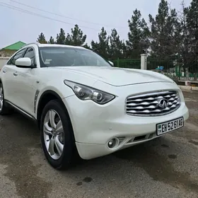 Infiniti FX35 2011