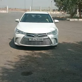 Toyota Camry 2016