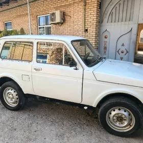 Lada Niva 1987