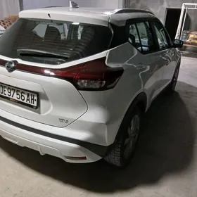 Nissan Kicks 2021