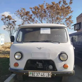 UAZ Profi 1998