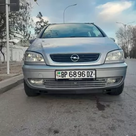 Opel Zafira 2001