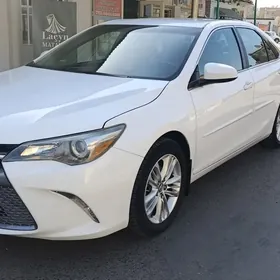Toyota Camry 2016