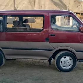 Toyota Hiace 1990