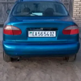 Daewoo Lanos 1998