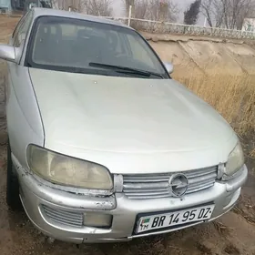 Opel Omega 1995