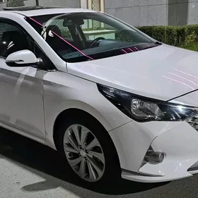 Hyundai Accent 2021