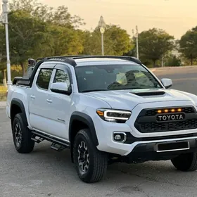 Toyota Tacoma 2023