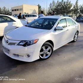 Toyota Camry 2012