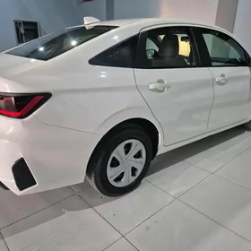 Toyota Yaris 2020