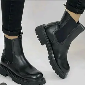 продаётся обувь!