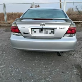 Toyota Camry 2005
