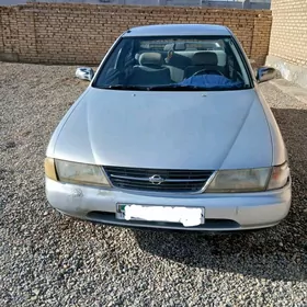 Nissan Sunny 1994