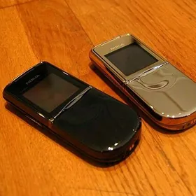 NOKIA8800 SIROCCO TELEFON LUX