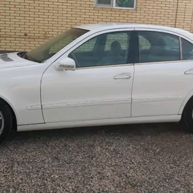 Mercedes-Benz E320 2008