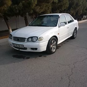 Toyota Corolla 2000