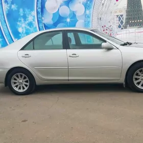 Toyota Camry 2005