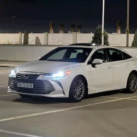 Toyota Avalon 2019