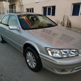 Toyota Camry 2001
