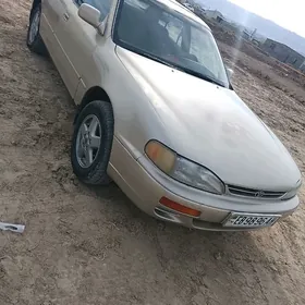 Toyota Camry 1992
