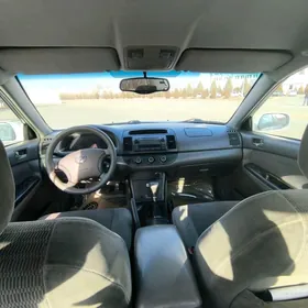 Toyota Camry 2005