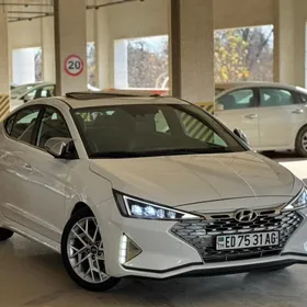 Hyundai Elantra 2020