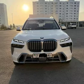 BMW X7 2023