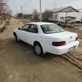 Toyota Camry 1995