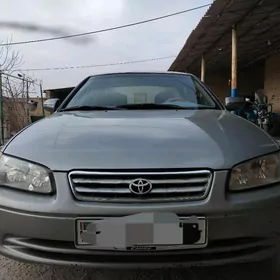 Toyota Camry 1997
