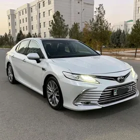 Toyota Camry 2023