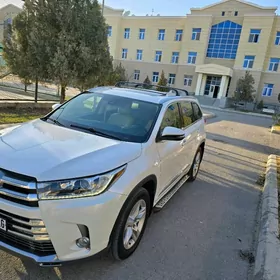Toyota Highlander 2018