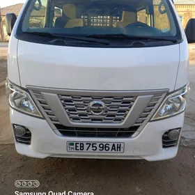 Nissan NV3500 2020