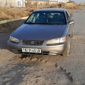 Toyota Camry 1997