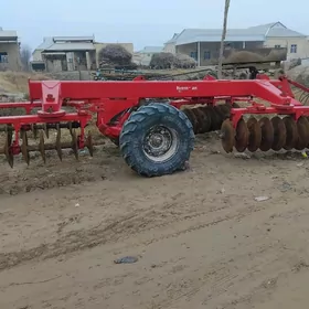 MTZ 80 2006