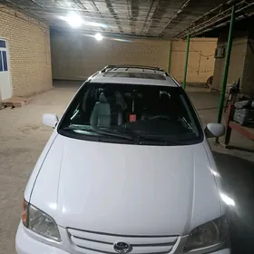 Toyota Sienna 2002