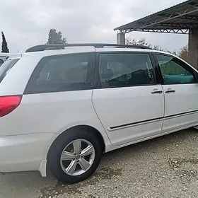 Toyota Sienna 2006