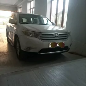 Toyota Highlander 2011