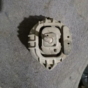 Podushka e60 e90 motorynki