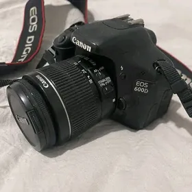 Canon 600D