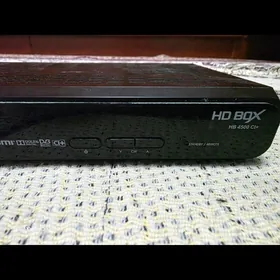 tyuner hdbox HB4500CI+