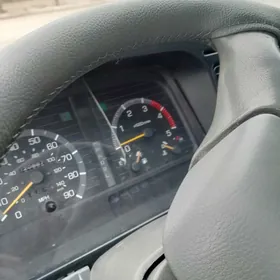 Mitsubishi Canter 2002