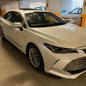Toyota Avalon 2022