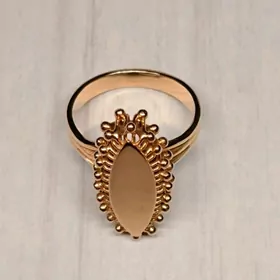 Gyzyl Gadymy Kyrk Aýak Ýüzügi