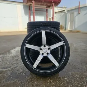 HABILEAD  245/35ZR20