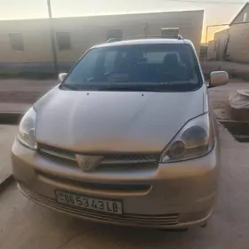 Toyota Sienna 2004
